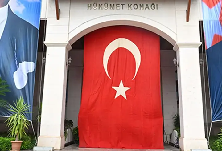 Cumhuriyet'e tanıklık eden Türk bayrağı
