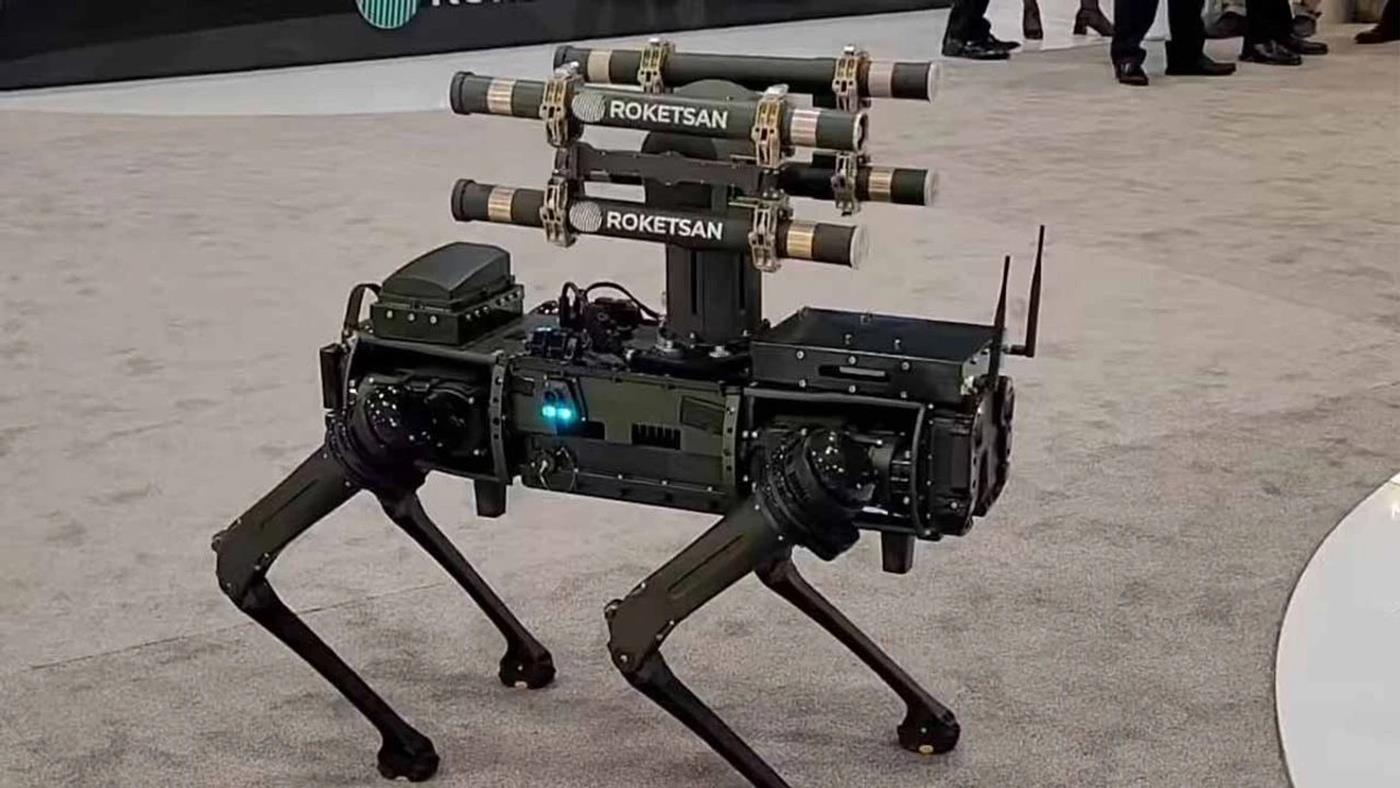 ROKETSAN’dan dünyada ilk: Roket atabilen robot köpek KOZ tanıtıldı