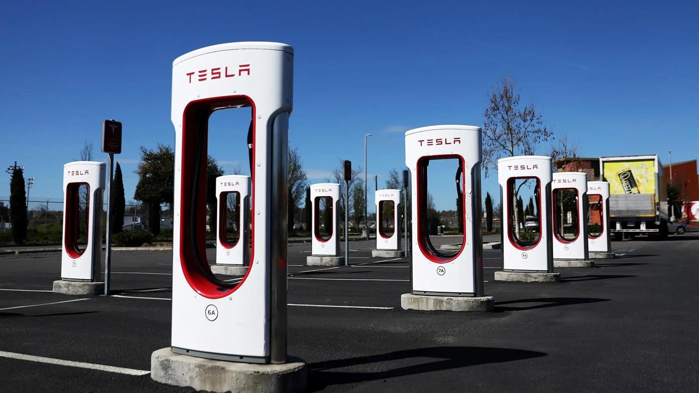 Tesla Türkiye'de açılacak yeni şarj istasyonları için oylama başlattı