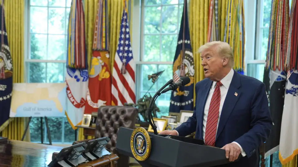Trump Çin'i ABD'den soya alımını dört katına çıkarmaya çağırdı