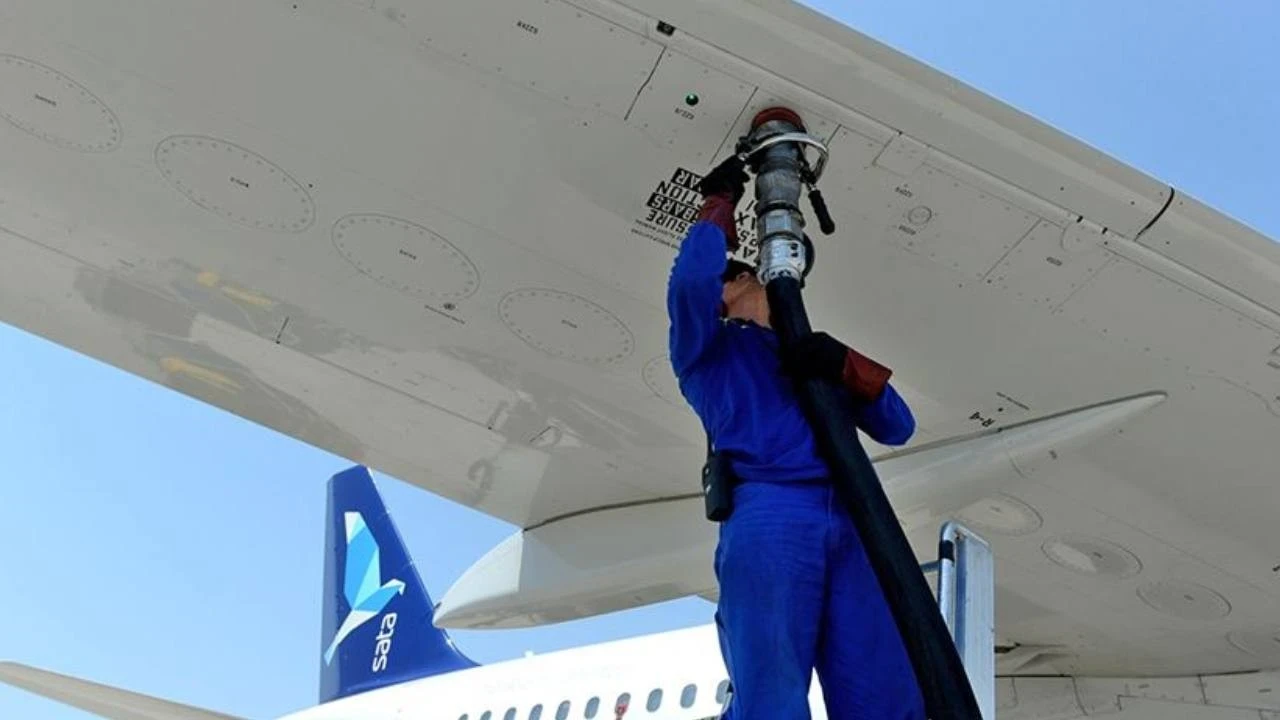 Savaş jet yakıtını vurdu: Avrupa'da yaz uçuşları tehlikede