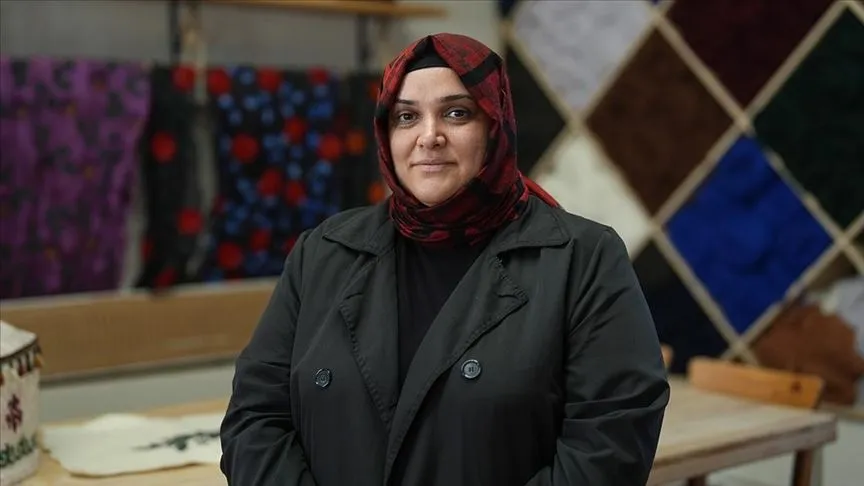 Keçeyi sanata dönüştüren usta, ürünlerini 45 ülkeye satıyor