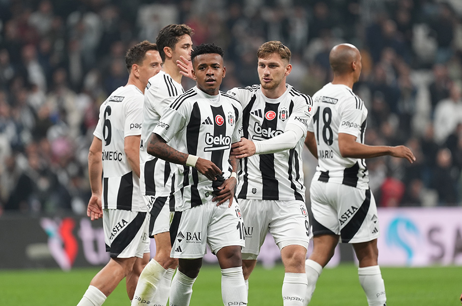 Beşiktaş - Çaykur Rizespor (Canlı anlatım)
