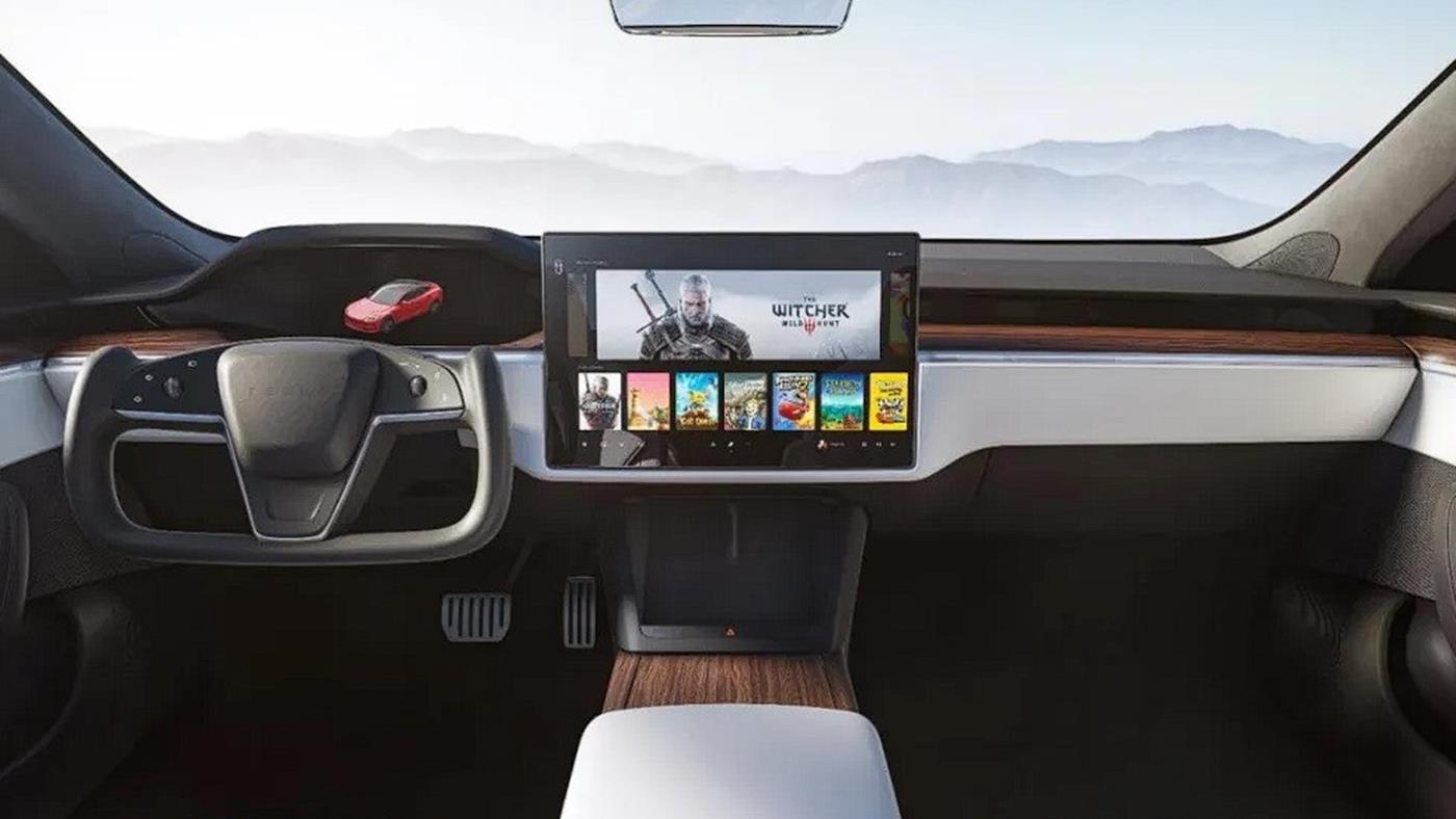 Tesla, satışları artırmak için Apple CarPlay desteği üzerinde çalışıyor