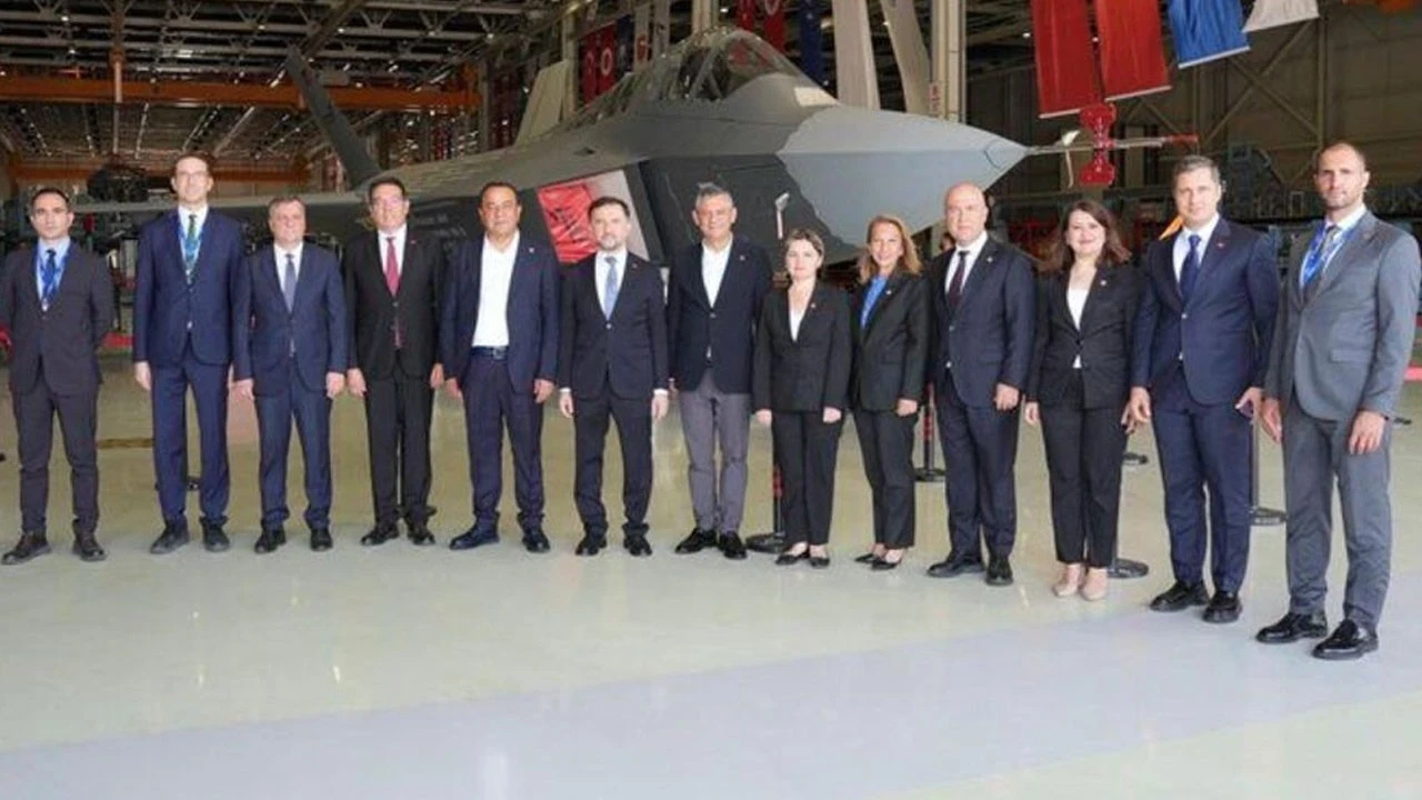 CHP Genel Başkanı Özel: Sonuna kadar KAAN'ın arkasındayız