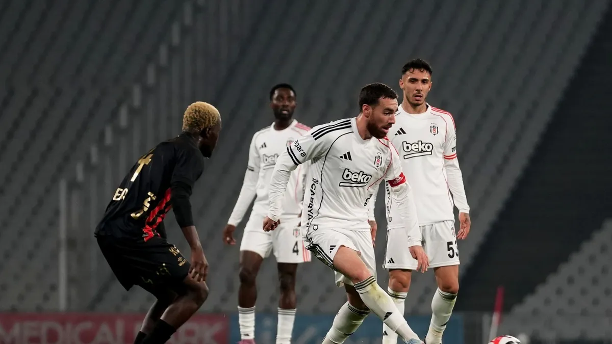 Beşiktaş deplasmanda Mısırlı.com.tr Fatih Karagümrük'ü 2-0 yendi