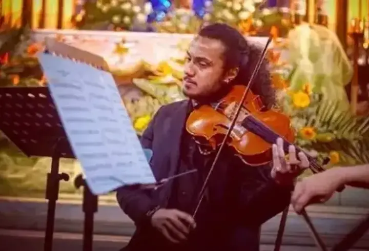 Viyolonsel sanatçısı Cem Gülgel hayatını kaybetti