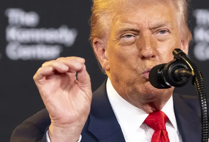 Trump, Fed Yönetim Kurulu Üyesi Cook'u hedef aldı: İstifa etmeli
