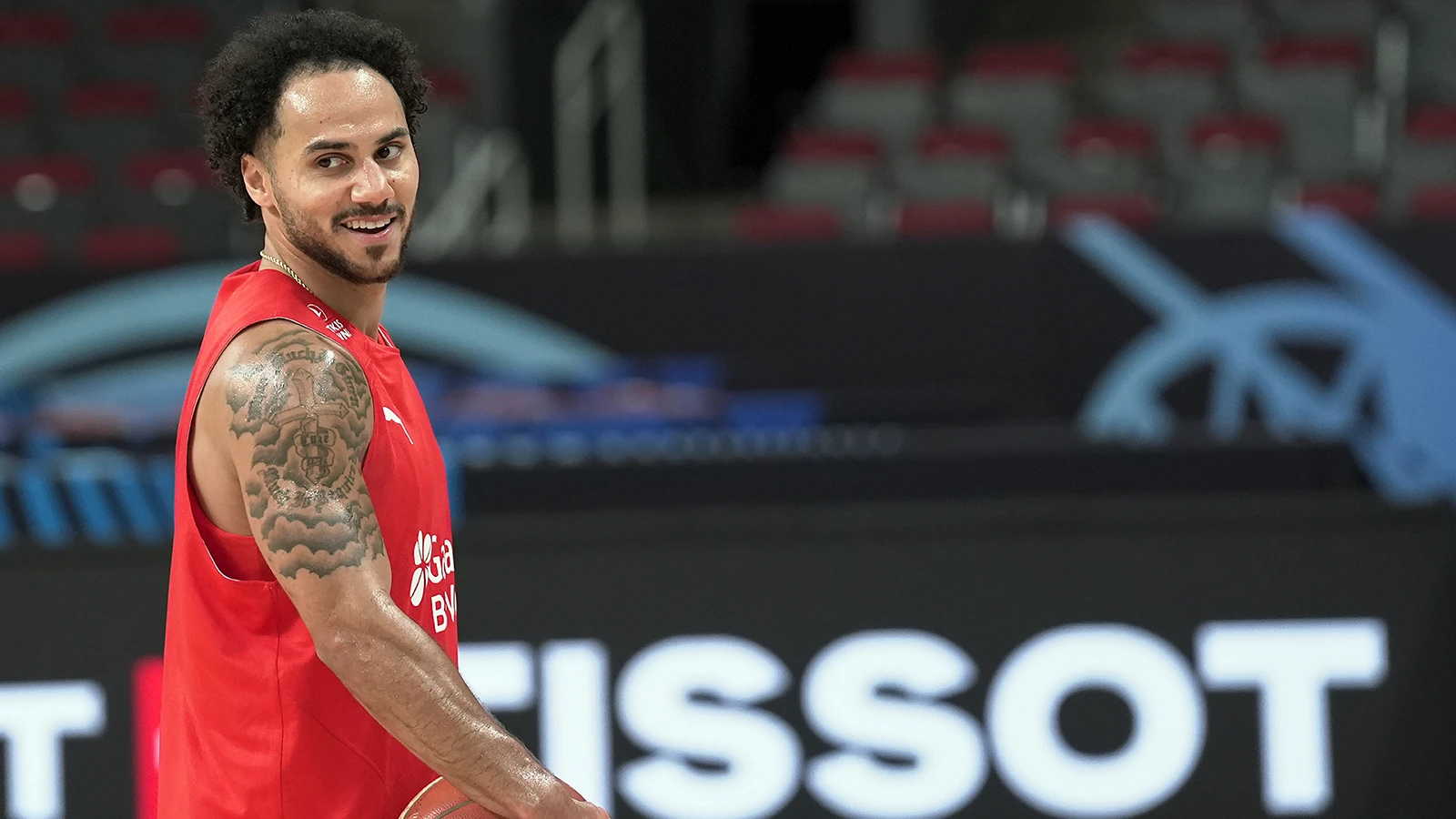 Shane Larkin: "Buraya madalya almaya geldik"