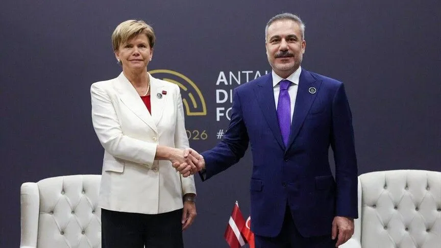 Dışişleri Bakanı Fidan, ADF marjında Letonya Dışişleri Bakanı Braze ile görüştü