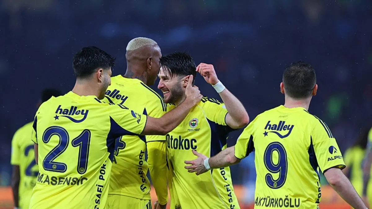 Fenerbahçe'de Galatasaray motivasyonu! Yönetim kolları sıvadı