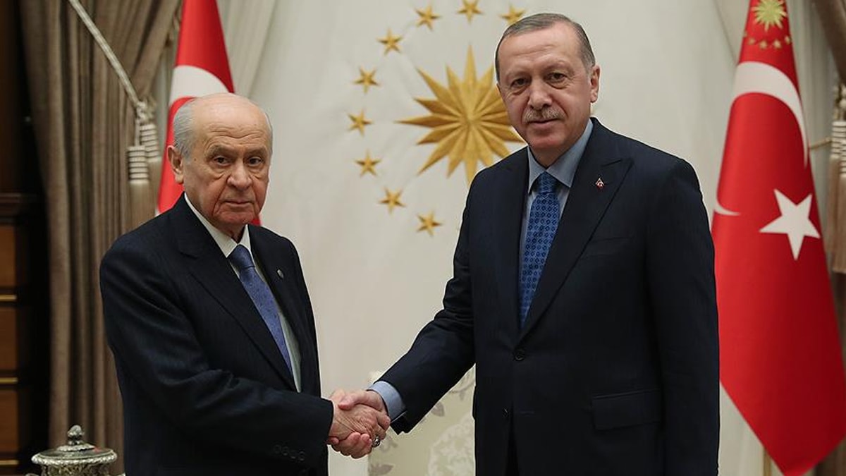 SON DAKİKA: Erdoğan ve Bahçeli'den sürpriz zirve!