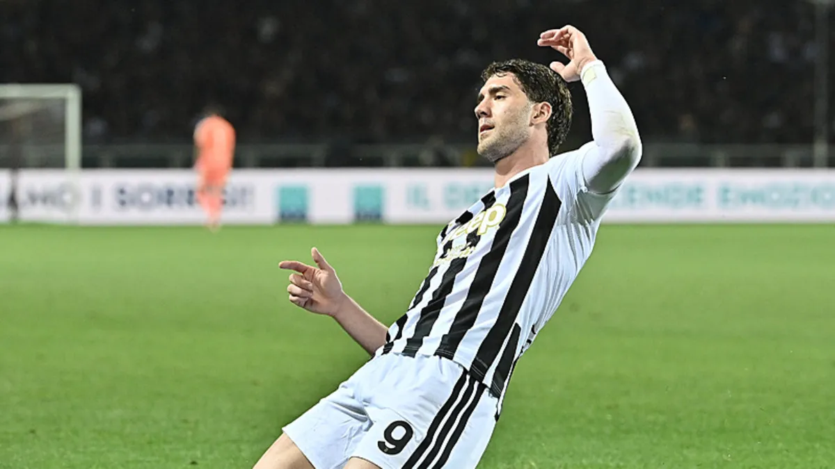 Aziz Yıldırım'ın sürpriz golcüsü Dusan Vlahovic!