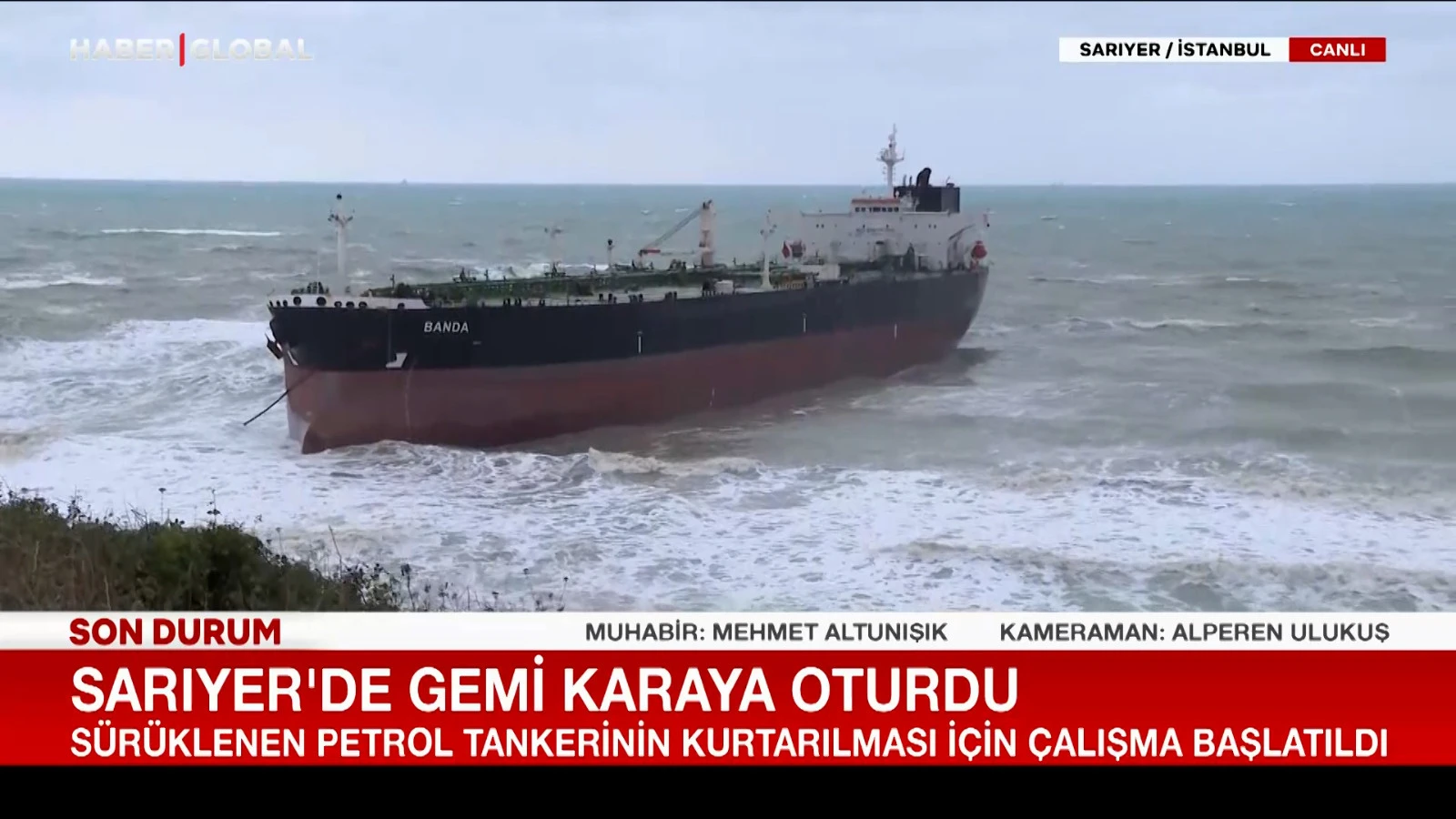 Sarıyer'de Gemi Karaya Oturdu