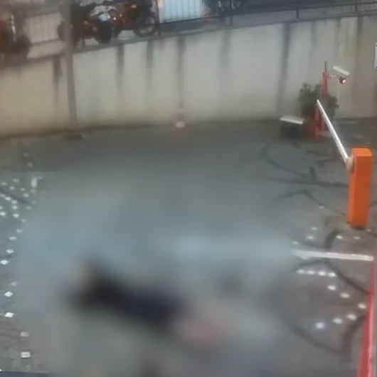 Su Birikintisinde Elektrik Akımına Kapılan 14 Yaşındaki Çocuk Hayatını Kaybetti: O Anlar Kamerada