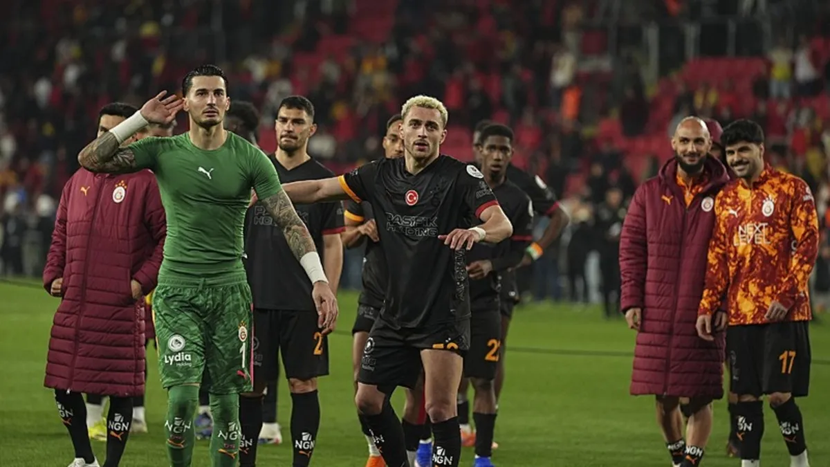 Galatasaray'ın şampiyonluk ihtimalleri hakkında flaş yorumlar!