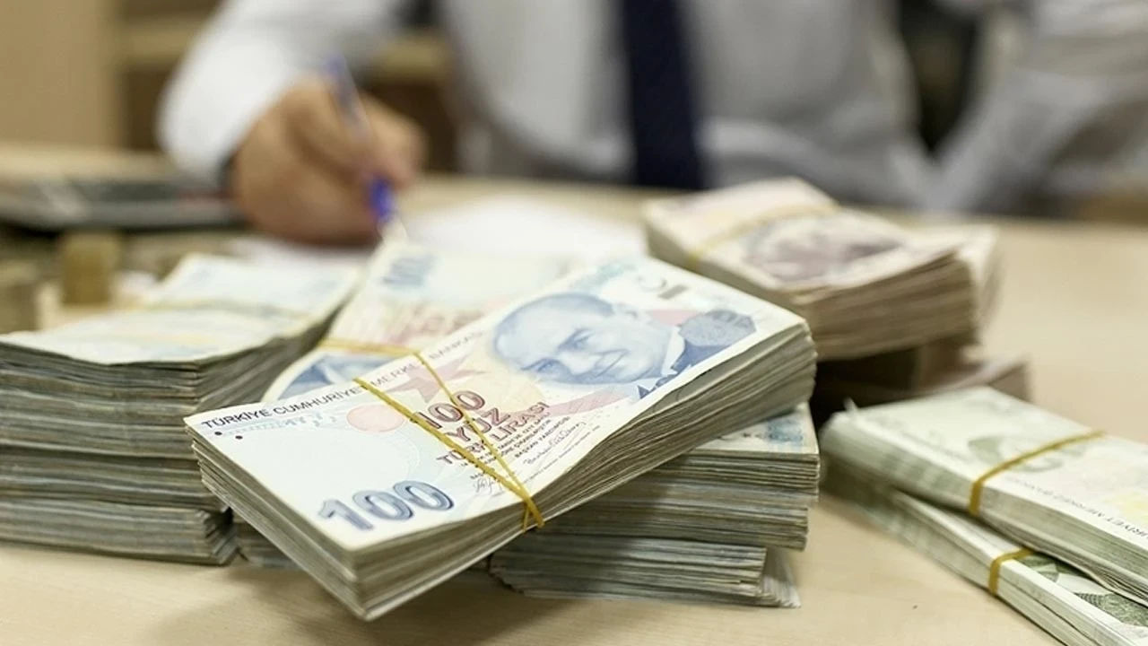 BES'te fon büyüklüğü 2 trilyon lirayı aştı