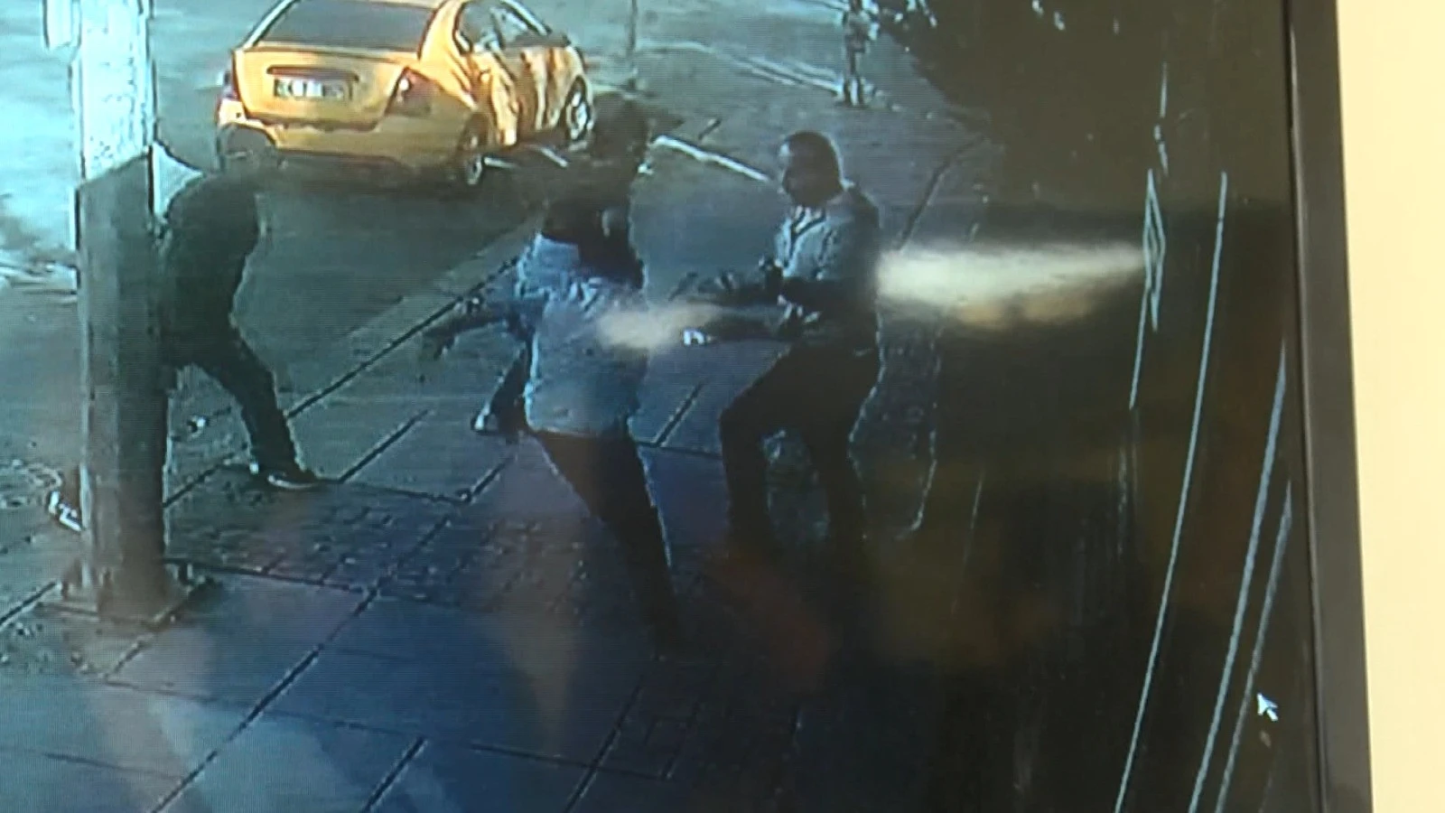 Ankara'da bir kişi kendisini istediği yere götürmeyen taksiciyi bıçakladı