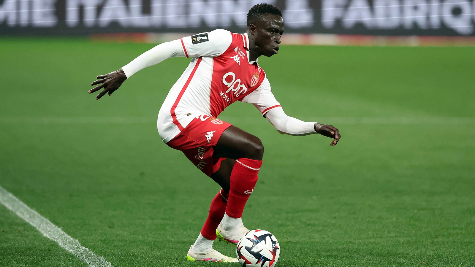 Süper Lig'in iki devi, Monaco'dan Krepin Diatta'nın transferi için yarışıyor