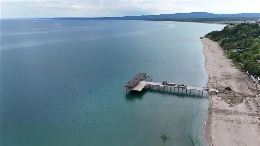 İğneada 19 kilometrelik sahili ve mavi bayraklı plajıyla ziyaretçilerini bekliyor