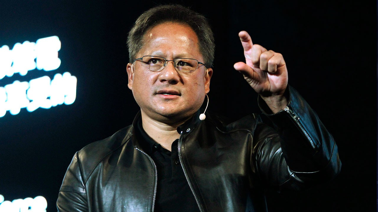 Trump'ın kısıtlama kararının ardından Nvidia CEO'su Çin'e gitti