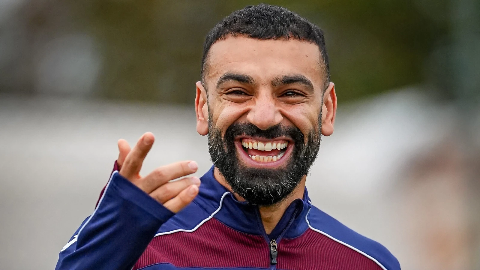 Trabzonspor'da Salah Hem Gülüyor Hem Güldürüyor