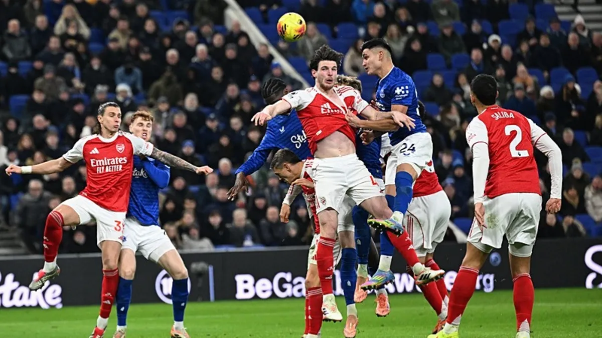 Arsenal penaltıyla kazandı! Zirvedeki yerini korudu