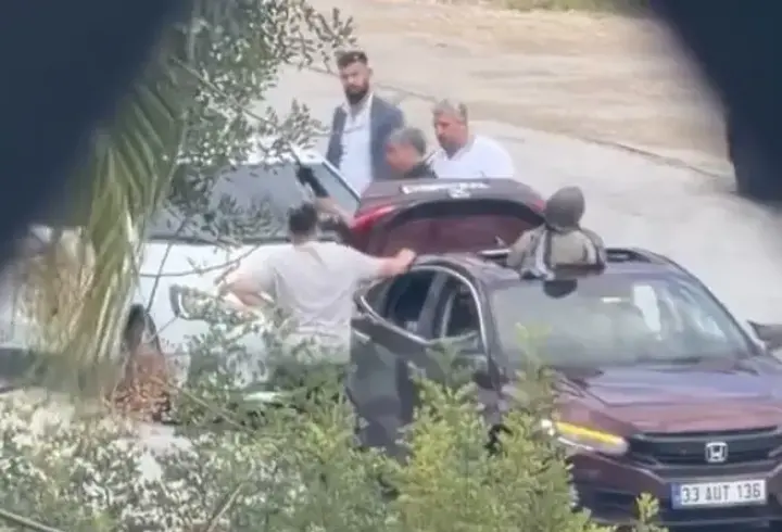 Mersin’de düğün konvoyunda havaya ateş açan şüpheli yakalandı