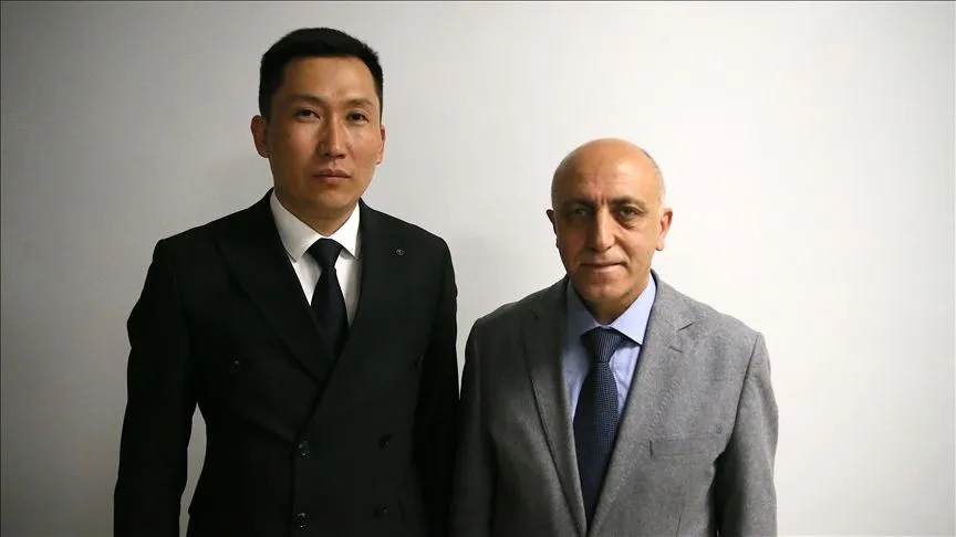 Malatya Turgut Özal Tıp Merkezi'nde Kırgız hekimler eğitim alıyor