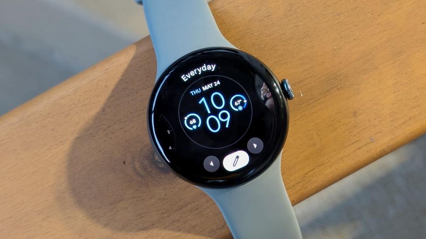 Google Pixel Watch 4'ün tasarımını gösteren video yayınlandı: Neler sunacak?