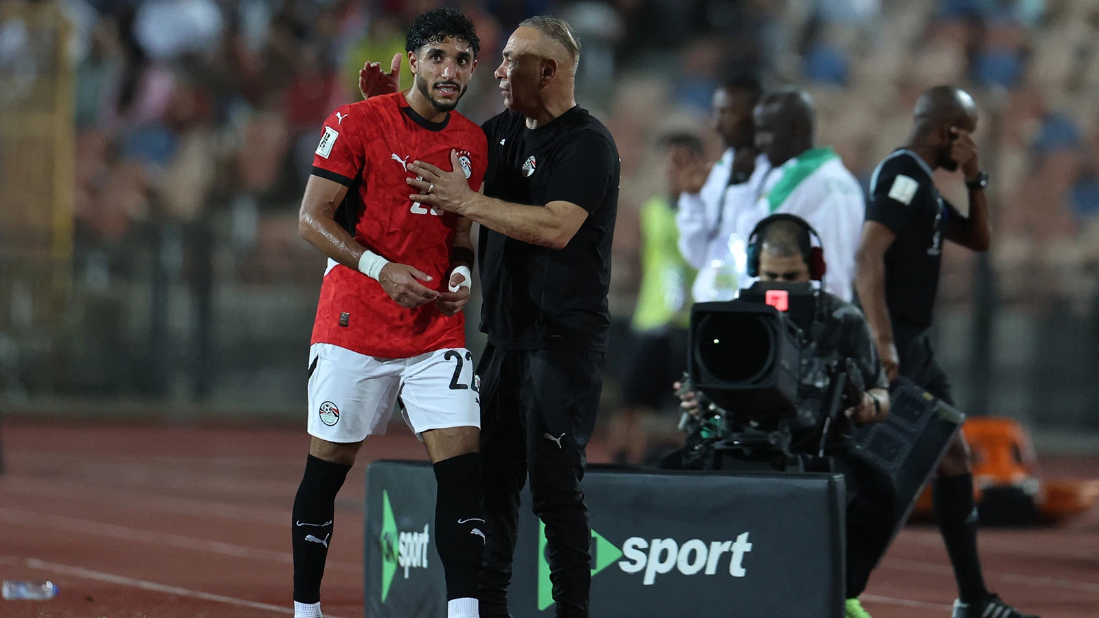 Manchester City, Omar Marmoush'tan gelen haberle sarsıldı