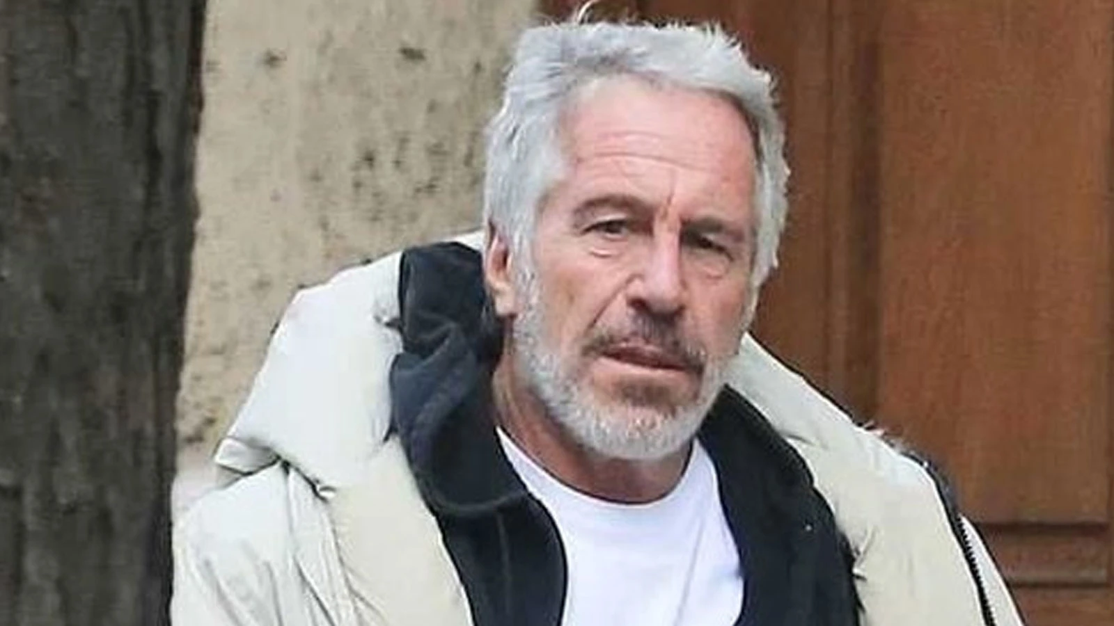 Epstein-Rothschild yazışmalarında Hitler diyaloğu dikkati çekti