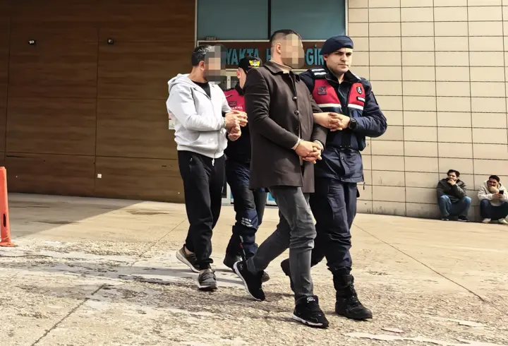 7 bağ evini soyan 5 şüpheli 70 saatlik kamera görüntüsü izlenerek yakalandı