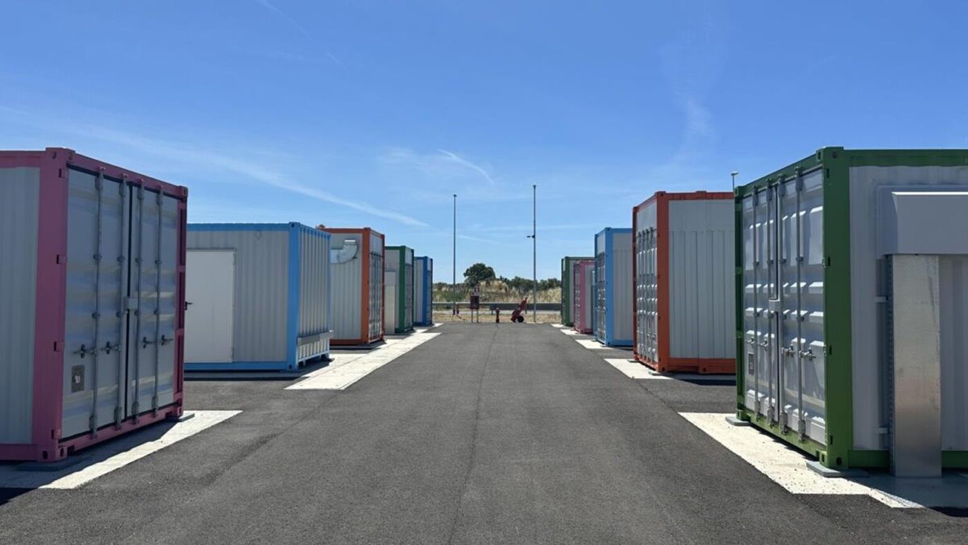 Eski elektrikli araç bataryaları, enerji depolama tesisinde kullanıldı