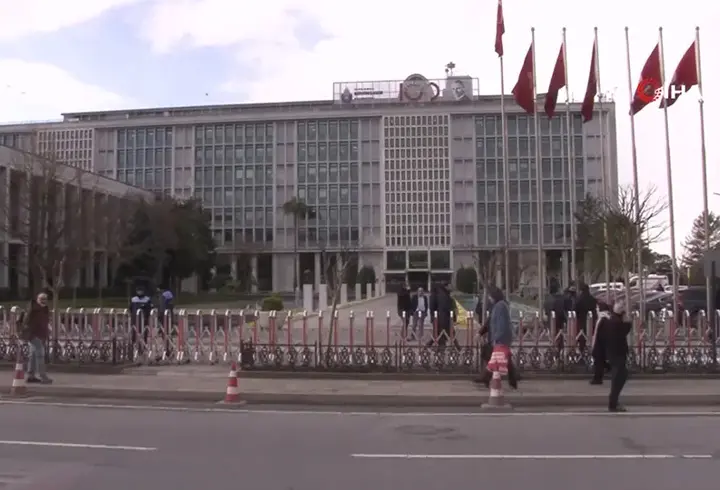 İBB'ye yönelik yeni operasyon: 10 çalışan gözaltına alındı