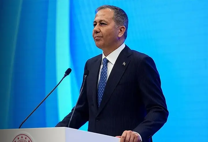 Bakan Yerlikaya duyurdu: 12 organize suç örgütü çökertildi