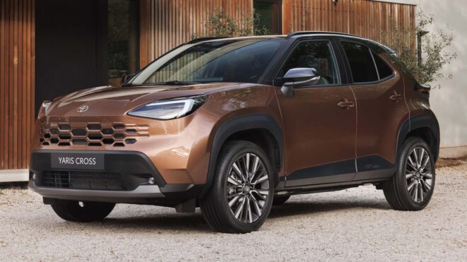 Makyajlı Toyota Yaris Cross resmi olarak görücüye çıkarıldı