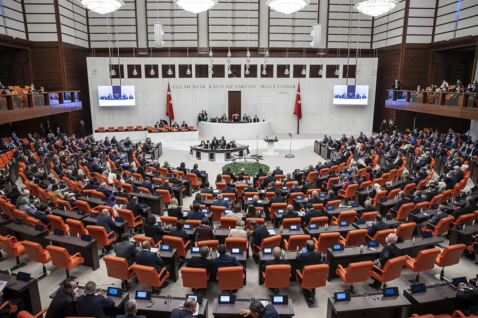 Aden Körfezi tezkeresi Meclis'te kabul edildi