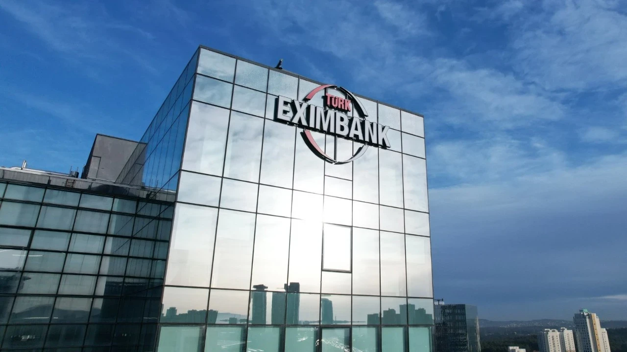 Türk Eximbank, 8 Milyar Dolara Kadar Tahvil İhracı İçin Düğmeye Bastı