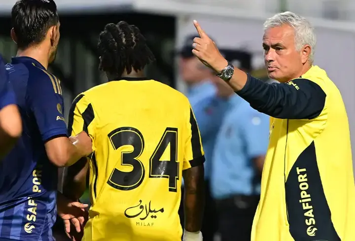 Jose Mourinho'dan şaşkınlık yaratan Fenerbahçe sözleri: Gerçekçi olmalıyız...