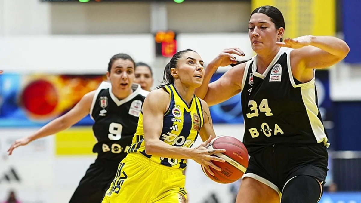 Fenerbahçe Opet Beşiktaş BOA'yı farklı geçti