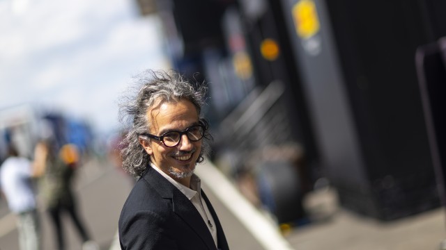 Red Bull, Mekies'in Sözleşmesini Uzattı