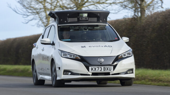 Nissan, evolvAD projesi ile Birleşik Krallığı otonom sürüşe hazırlıyor