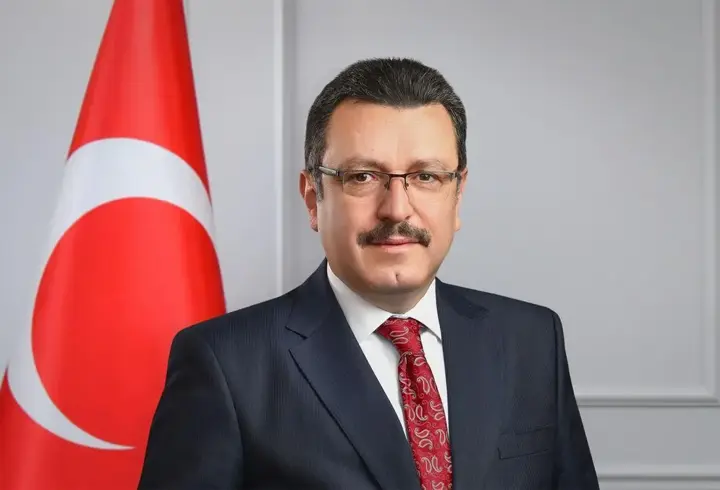 Başkan Genç, deniz üzerine yapılacak 3'üncü havalimanı detaylarını açıkladı