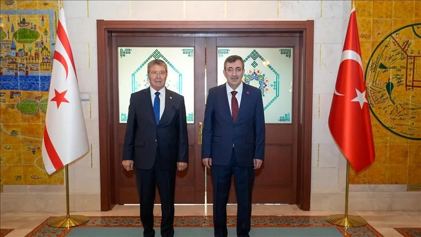 Cumhurbaşkanı Yardımcısı Yılmaz, KKTC Başbakanı Üstel ile görüştü