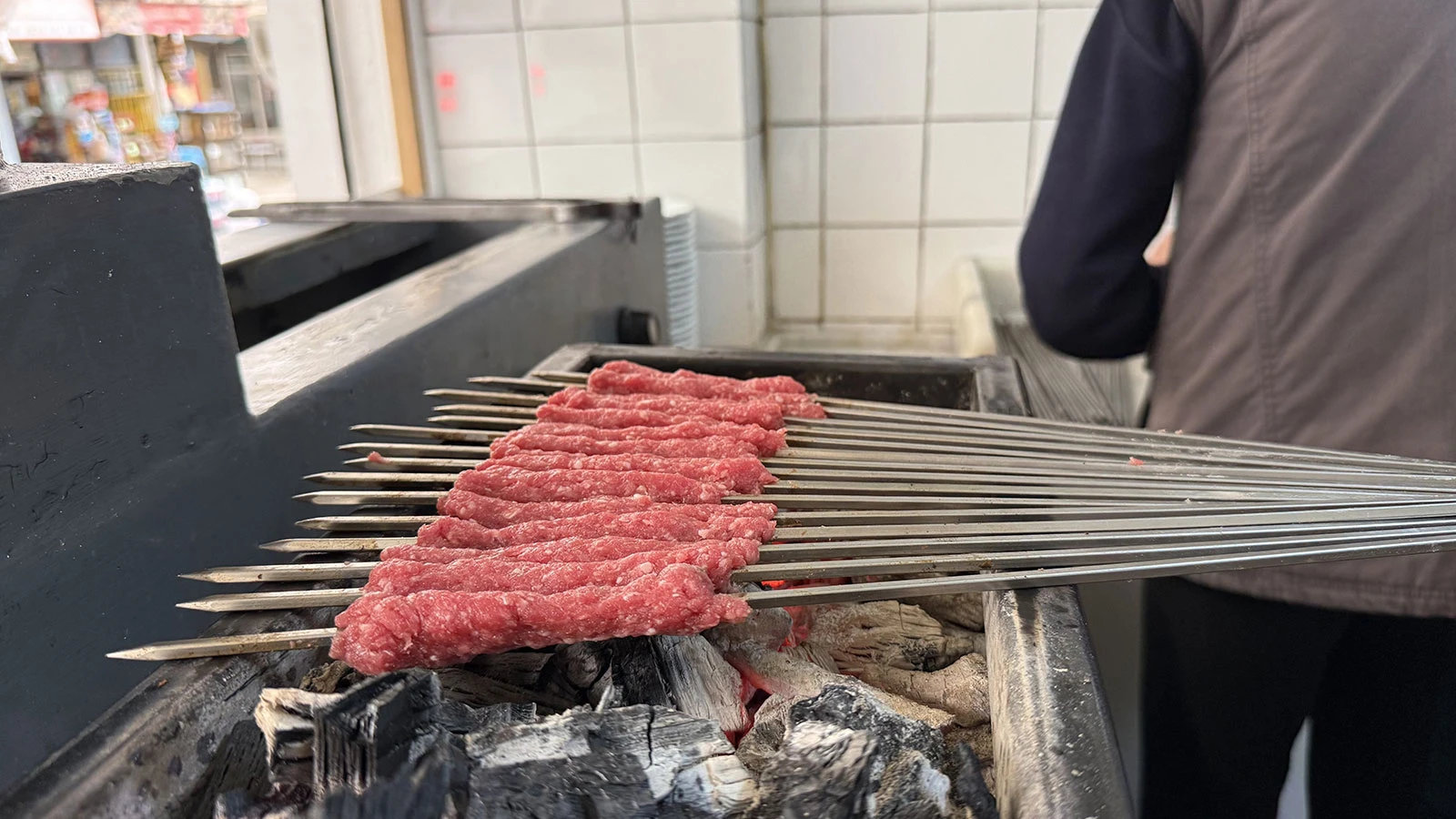 TasteAtlas'ta 'En iyi kıyma yemeği' seçildi! İşte Tire şiş köftenin sırrı...