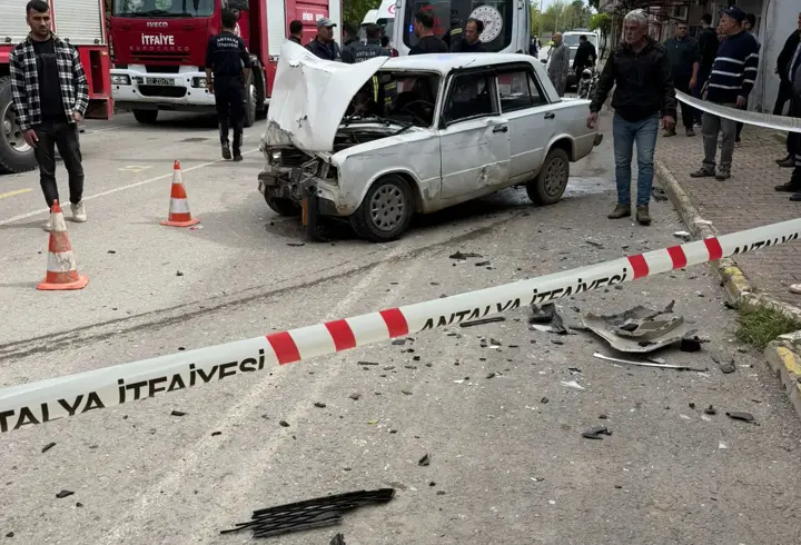 Sürücü ve eşi kazada yaralandı
