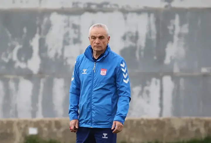 Rıza Çalımbay: Ciddiyetle ve iyi bir şekilde oynamamız gerekiyor