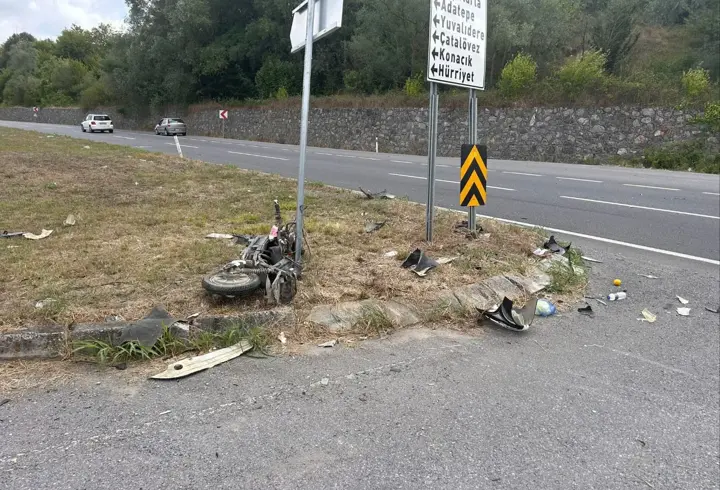 Karasu’da otomobille çarpışan elektrikli bisikletin sürücüsü öldü