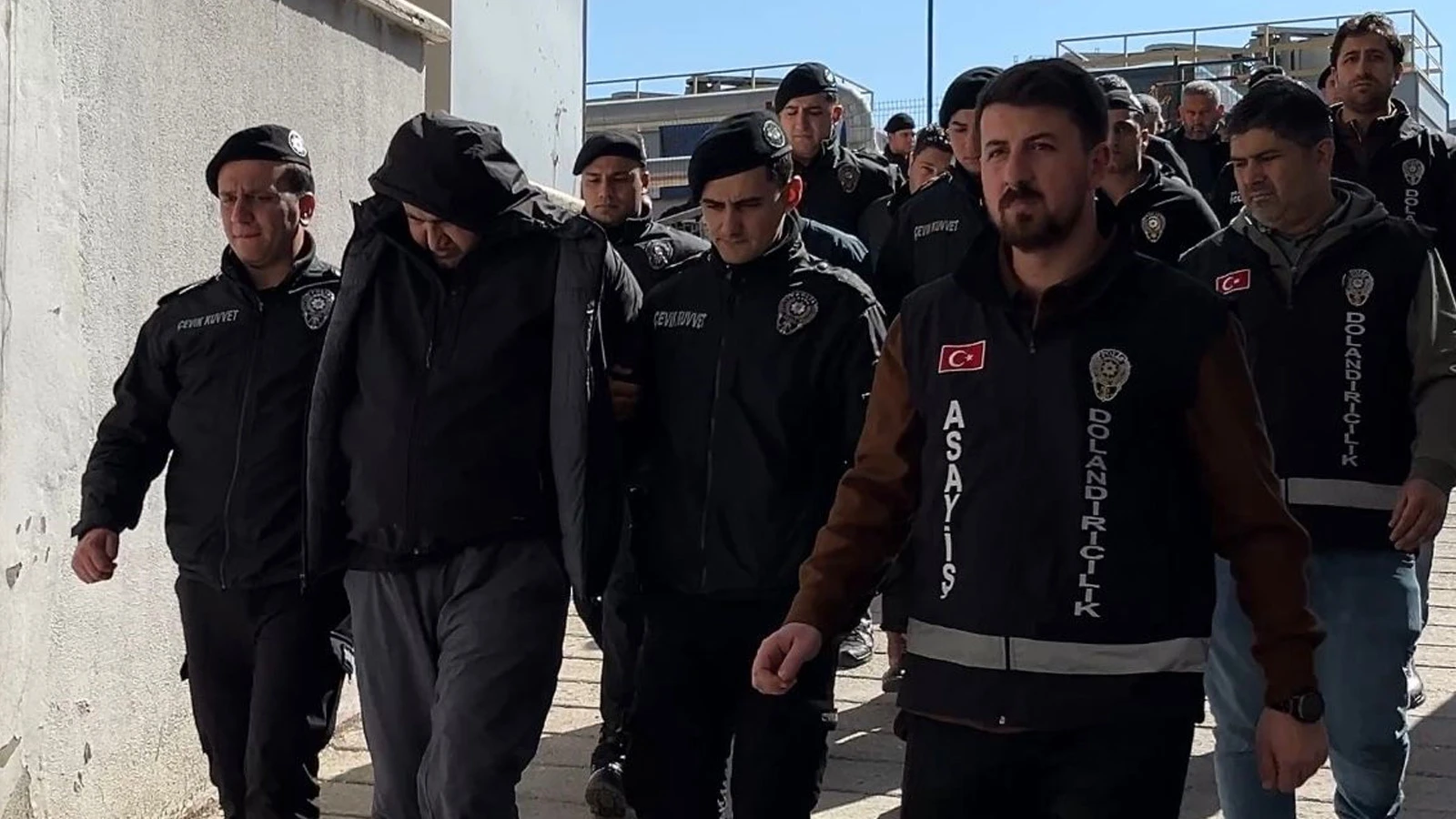 Akademisyenden sahte evrakla 521 milyon TL'lik vurgun